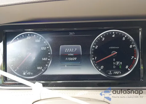 2015 Mercedes-Benz S 550 4Matic z USA, uszkodzony, nr VIN WDDUG8FB5FA095927